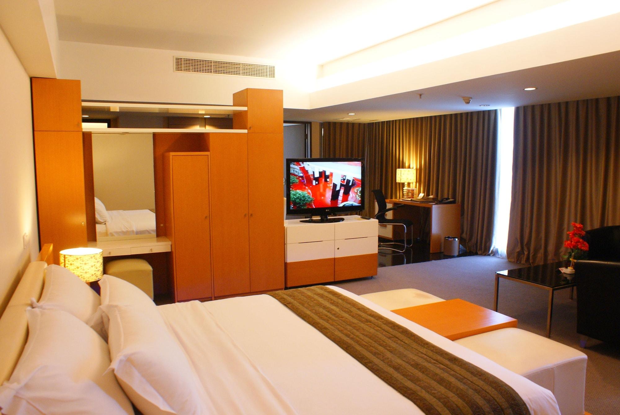 Merlynn Park 5* Jakarta
