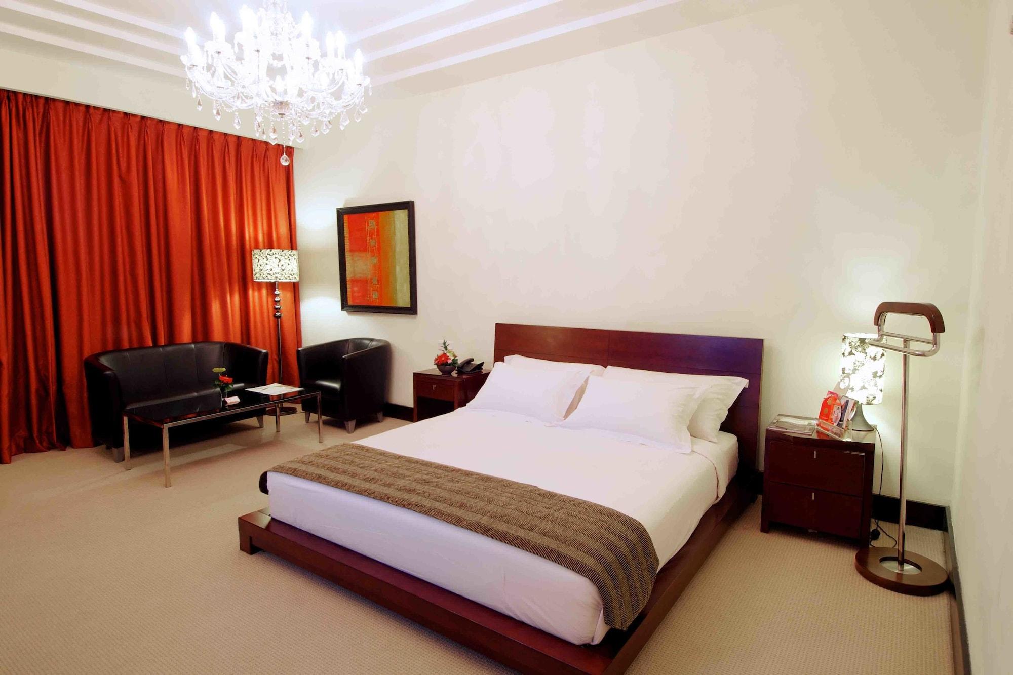 Merlynn Park Hotel 5*