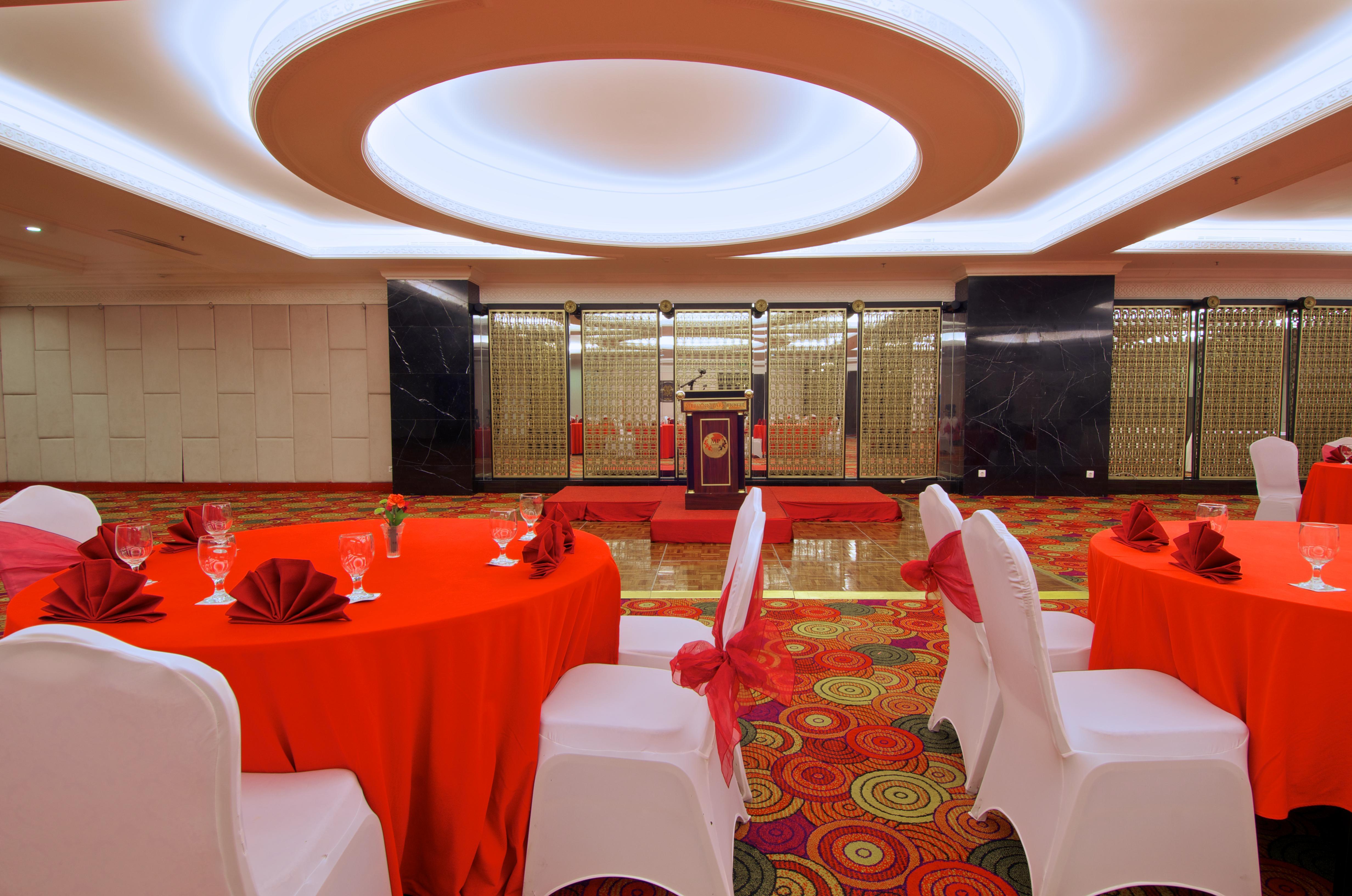 Merlynn Park Hotel 5*