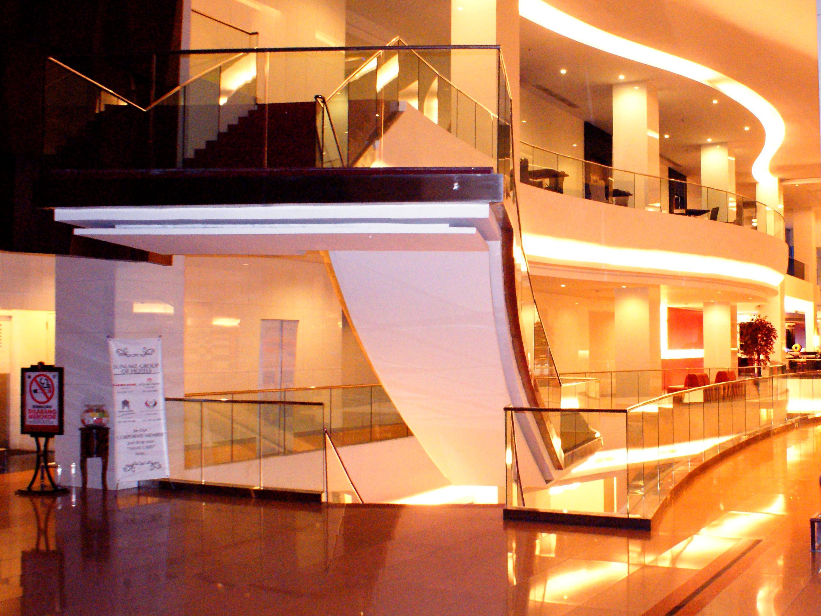 Hotel Merlynn Park Jakarta